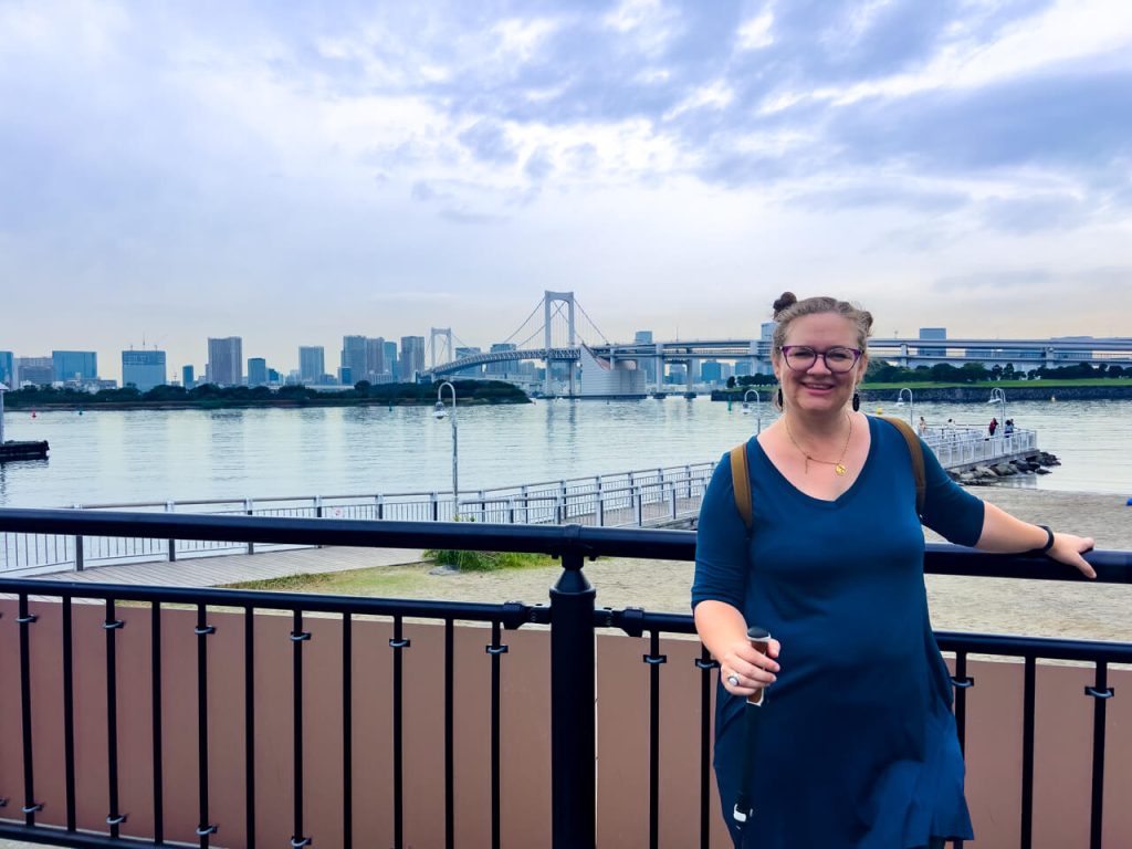 Woman with prosthetic leg at Tokyo Bay